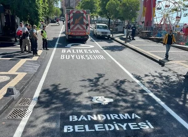 Mehmetçik Caddesi’ndeki yenileme çalışmalarımızı tamamladık.