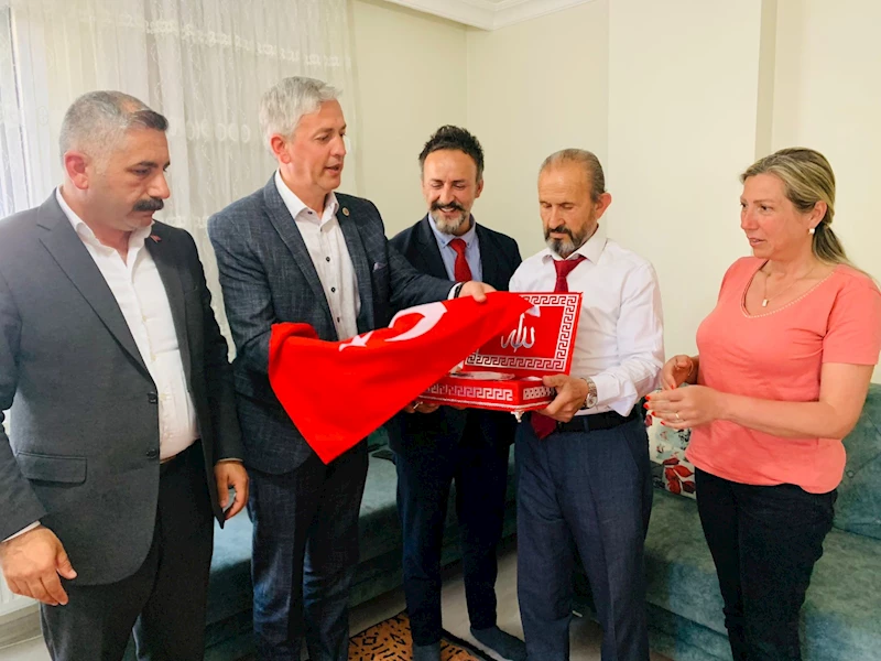 İZMİT BELEDİYESİNDEN KIBRIS GAZİLERİNE VEFA ZİYARETİ