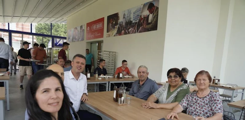 Başkan Sarıkurt, Çorlu Belediyesi Kent Lokantası`nda Vatandaşlarla Buluştu