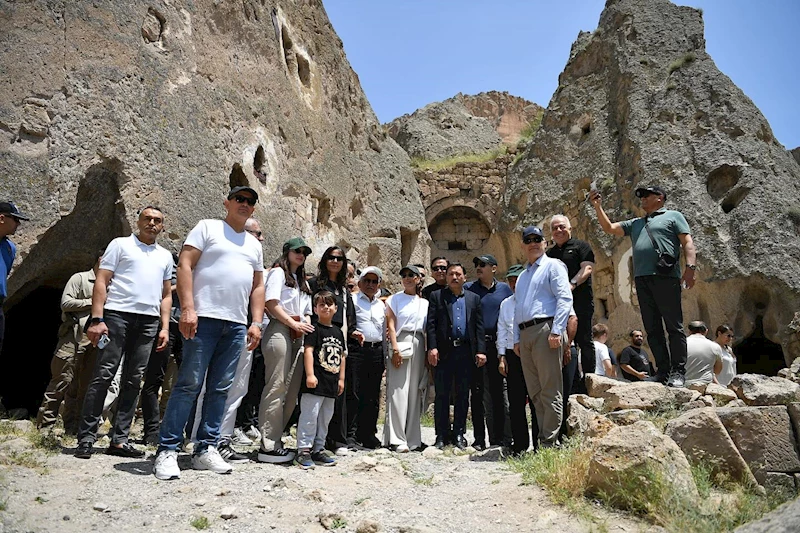 Başkan Büyükkılıç, Vali Çiçek ve Kent Protokolü ile Soğanlı Vadisi’nde Buluştu