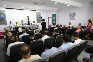 Eş Başkan Hatun, Yenişehir’de mahalle muhtarları buluşmasına katıldı