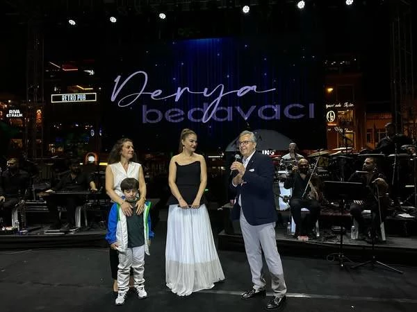 34. Uluslararası Bandırma Kuşcenneti Festivalimizin son akşamını Derya Bedavacı konseriyle taçlandırdık!