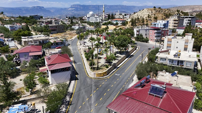 Büyükşehir’in İlçelerdeki Asfalt Seferberliği Devam Ediyor