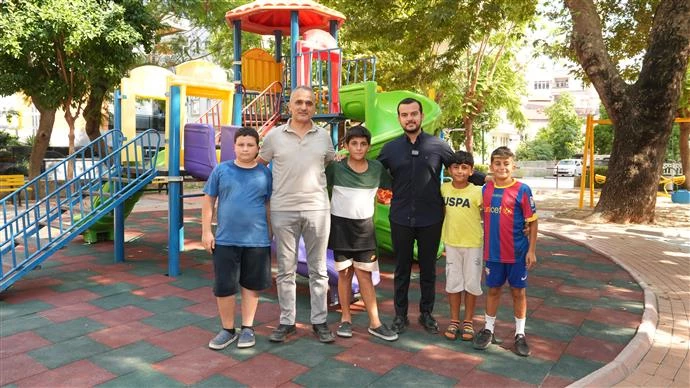 ALANYA’DAKİ PARKLAR TEK TEK YENİLENİYOR