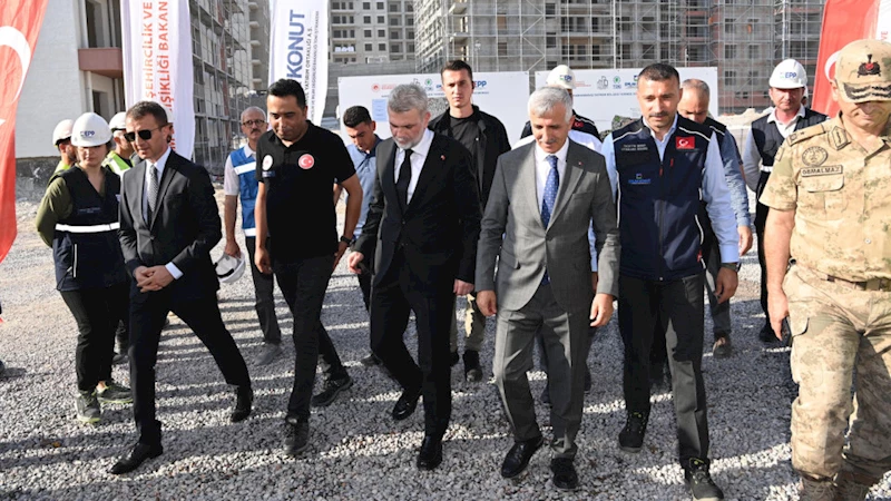 Görgel ve Ünlüer, Güneşevler İnşaat Sahasında İncelemelerde Bulundu