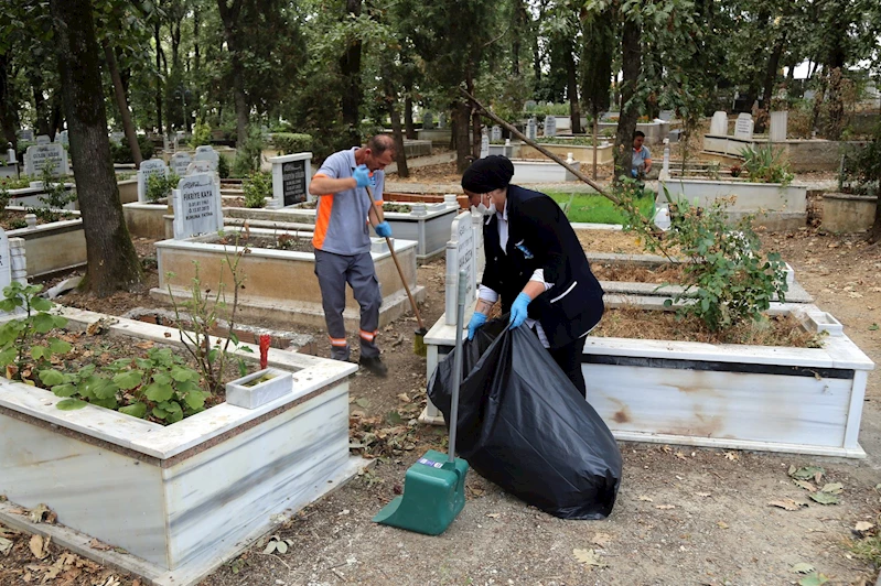 Eyüpsultan’da temizlik çalışmaları aralıksız sürüyor