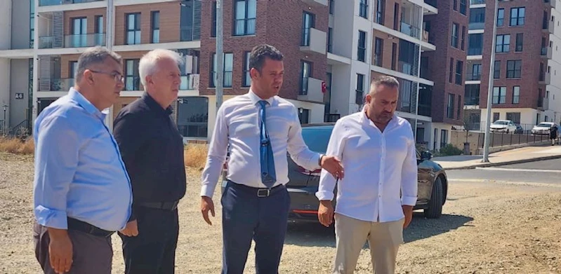 Başkan Sarıkurt Nusratiye TOKİ Sakinlerinin Koku Şikâyetlerini Yerinde İnceledi