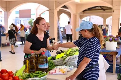 “Tarladan Sofraya Üretici Pazarı ve Organik Pazar” yeni sezonunu açtı