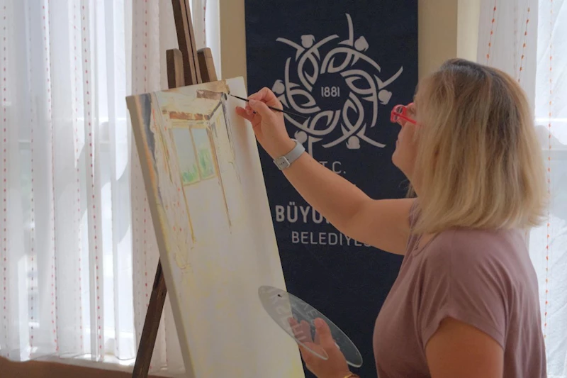 BAŞKAN ÇERÇİOĞLU’YLA AYDIN’DA SANAT HER YAŞTA: YETİŞKİNLER İÇİN YAZ RESİM KURSLARI DEVAM EDİYOR