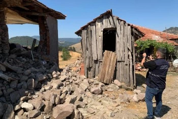 BÜYÜKŞEHİRDEN HASAR TESPİTİNE DESTEK
