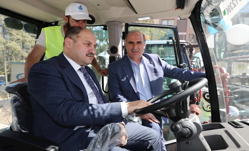 BÜYÜKŞEHİR, 47 MİLYONLUK YENİ ARAÇ FİLOSUYLA SAHADA GÜCÜNE GÜÇ KATTI