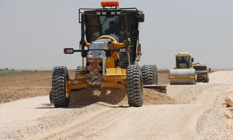 HARRAN’DA ÇAMURLU YOLLAR TARİH OLUYOR