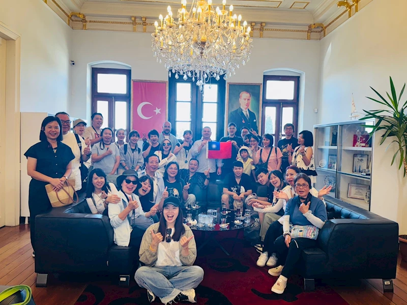 Tayvanlı Turist Kafilesinden Belediyeye Ziyaret