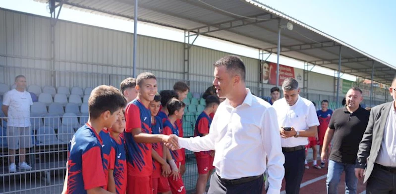 Başkan Sarıkurt`un Genç Sporculara Desteği Sürüyor