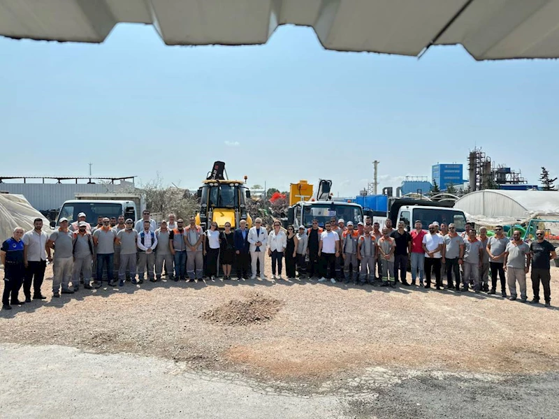 BELEDİYEMİZE KAZANDIRDIĞIMIZ 8 YENİ ARACIMIZDAN 4’ÜNÜ PARK VE BAHÇELER MÜDÜRLÜĞÜMÜZÜN KULLANIMINA SUNDUK.
