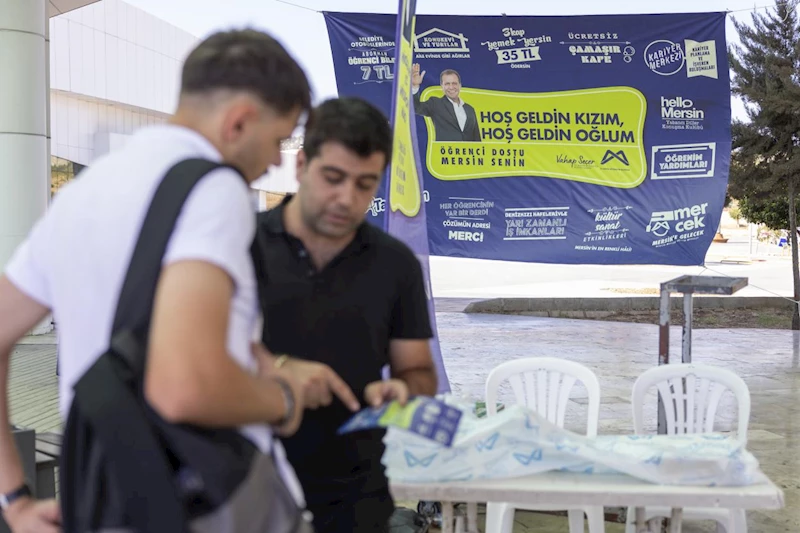 Mersin Büyükşehir, Üniversiteli Gençleri Şehrin Girişinde Karşılıyor