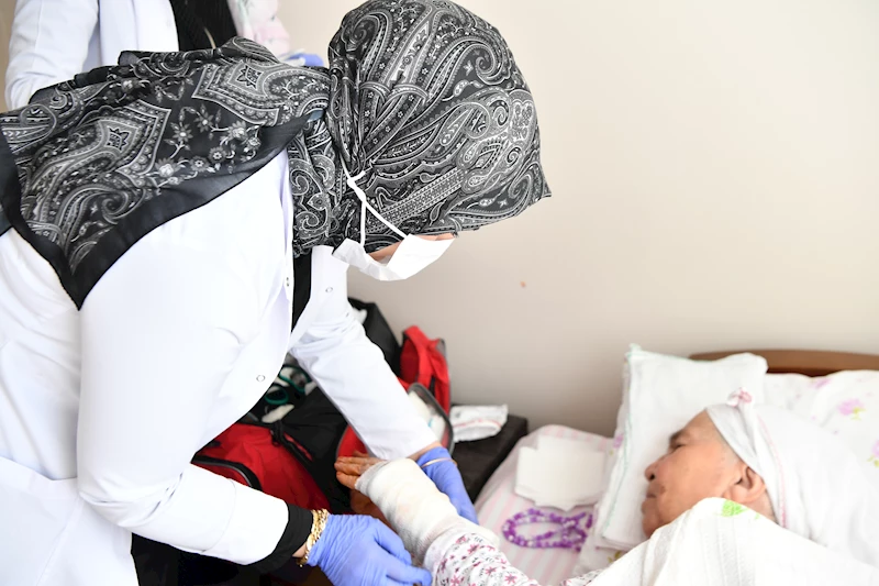 Mamak Belediyesi’nden Ücretsiz Evde Sağlık Hizmeti