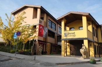 SANAT SOKAĞINDA MÜZİĞİN RİTMİ YANKILANACAK
