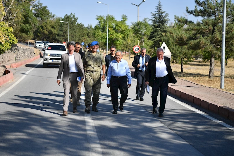 Başkan Büyükkılıç’tan, Kartal Katlı Kavşağı’na Alternatif Güzergâh Çalışmalarına Yakın Takip