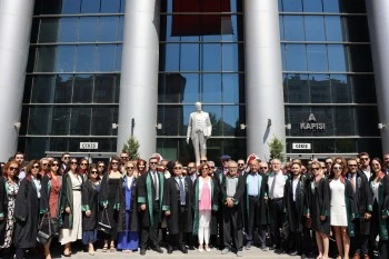 BAŞKAN ÜNLÜCE ADLİ YIL AÇILIŞINA KATILDI