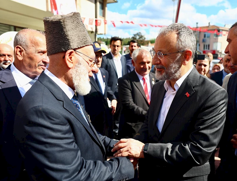Eyüpsultan’da Gaziler Günü yürüyüşü düzenlendi