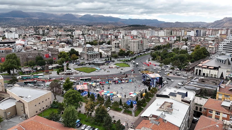 Bebekler ve Çocuklar, Uluslararası Kayseri Yarı Maratonu’na Renk Kattı