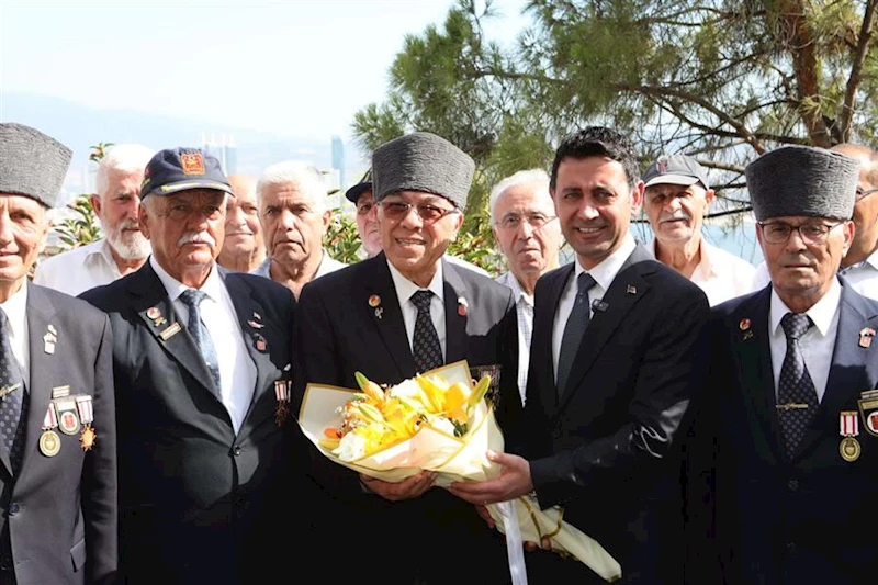 Başkan Önal, gazilerle bir araya geldi