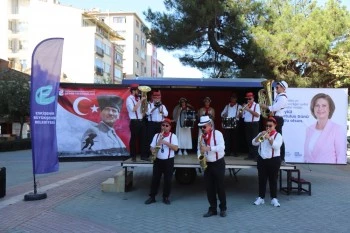 KURTULUŞ COŞKUSU BANDO GÖSTERİLERİYLE TAÇLANDI