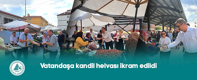 Vatandaşa kandil helvası ikram edildi