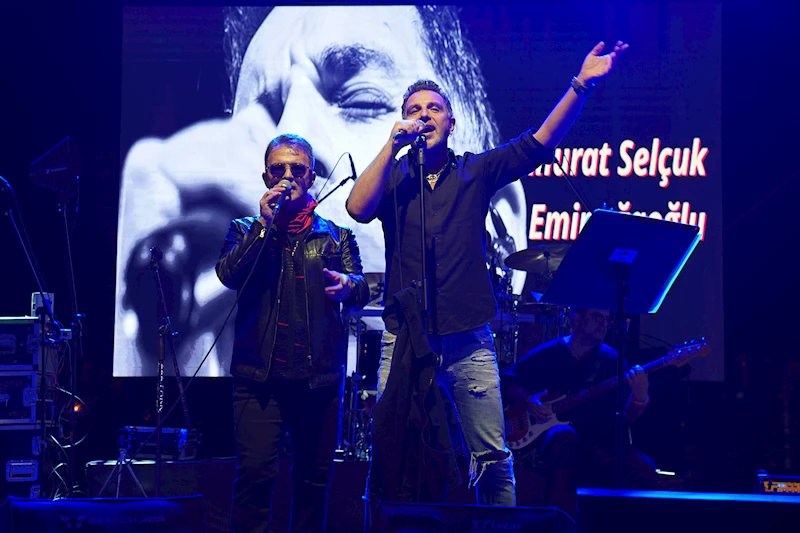 ESKİŞEHİRLİLER SEMPOZYUMDA KEYİFLİ BİR AKŞAM GEÇİRDİ